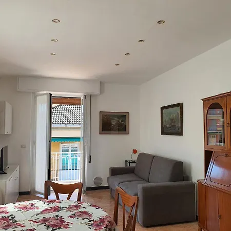 Primavera Apartment